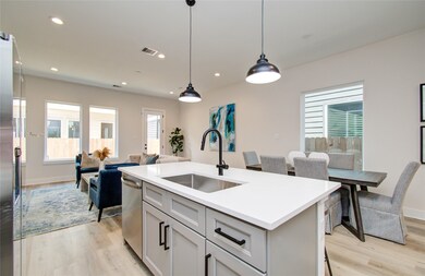 2628 W Tidwell Rd unit A, Houston, TX 77091 - photo 7