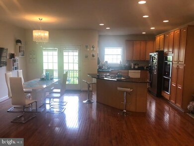 25845 Mews Terrace, Chantilly, VA 20152 - photo 7