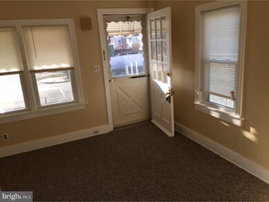 823 Eddystone Ave, Crum Lynne, PA 19022 - photo 4