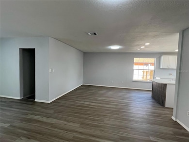 1731 Avenue C NE, Winter Haven, FL 33881 - photo 4