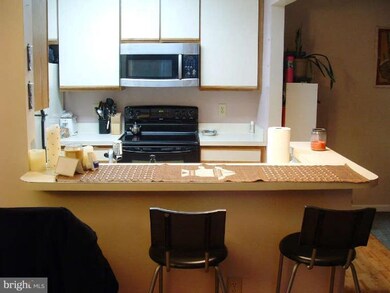 13611 Sir Thomas Way unit 1B14, Silver Spring, MD 20904 - photo 3