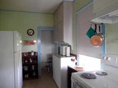 307 S Center St, Chewelah, WA 99109 - photo 6