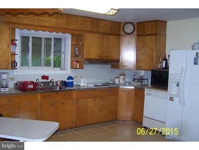 90 Frankford Ave, Tamaqua, PA 18252 - photo 4