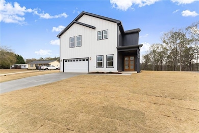 403 Magnolia Ave, Jefferson, GA 30549 - photo 2