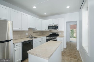 2918 W Master St, Philadelphia, PA 19121 - photo 5