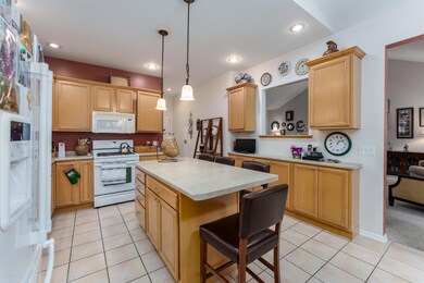 Logan_Bay_St_8431_Kalamazoo_49009-7