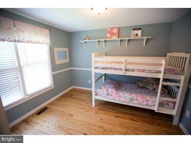 911 Saint Andrews Dr, Malvern, PA 19355 - photo 7