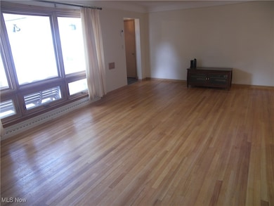 1775 Braeburn Park Dr, Euclid, OH 44117 - photo 3