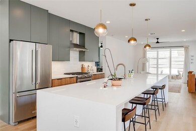 1208 Luna St unit 1, Austin, TX 78721 - photo 5