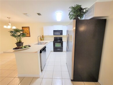 313 Harp Terrace unit A, Sebastian, FL 32958 - photo 3