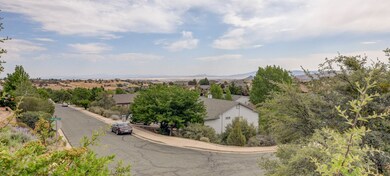 007_View from Front