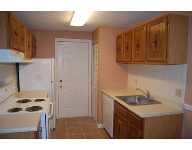 36 Walden Dr unit 16, Natick, MA 01760 - photo 2