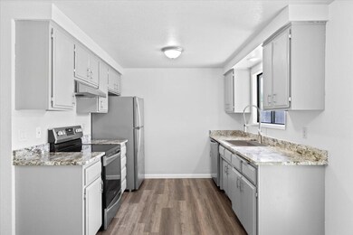 2808 Crystal Dr, Medford, OR 97504 - photo 5