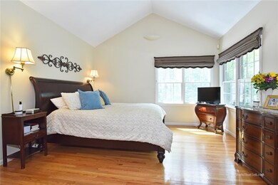 129 Woodridge Dr, Saunderstown, RI 02874 - photo 7