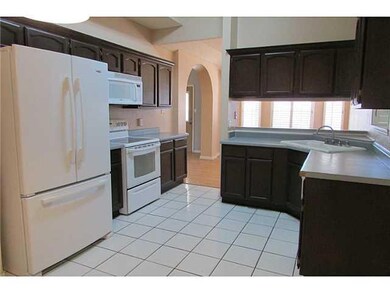 13916 Desert Song Dr, Horizon City, TX 79928 - photo 7