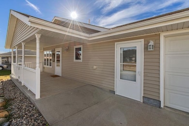 112 N 5th St, Newman Grove, NE 68758 - photo 2