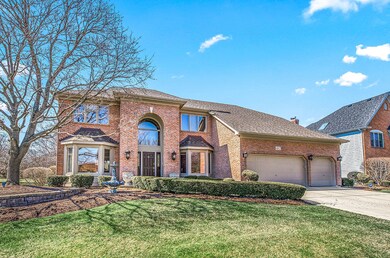 4312 Camelot Cir, Naperville, IL 60564 - photo 2
