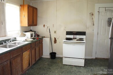 501 and 503 Mclain St, Lowell, NC 28098 - photo 7