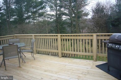 521 Crest Cir, Mohnton, PA 19540 - photo 7