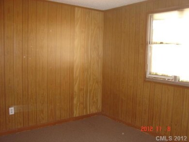 102 Clegg St unit 104, Statesville, NC 28677 - photo 5