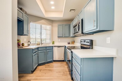 QUARTZ COUNTERTOPS