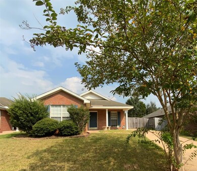 504 McGriff St, Prattville, AL 36067 - photo 2