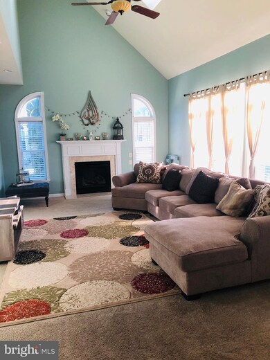 2638 Crystal Dr, Whitehall, PA 18052 - photo 7