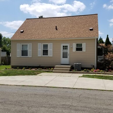 297 E Jeffrey Place, Columbus, OH 43214 - photo 3