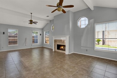 2002 Plantation Dr, Friendswood, TX 77546 - photo 6