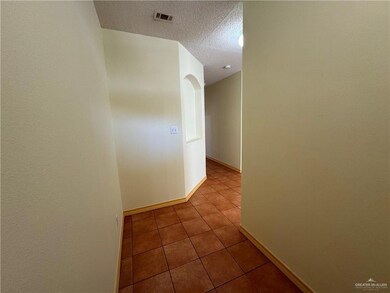 840 Shannon Ave, Alamo, TX 78516 - photo 6