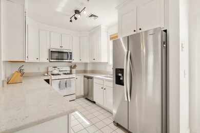 122 E Squantum St unit 2, Quincy, MA 02171 - photo 5