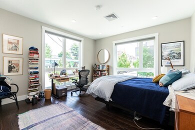 266 Beacon St unit 1, Somerville, MA 02143 - photo 3