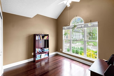 8699 Lazelle Commons Dr (2)