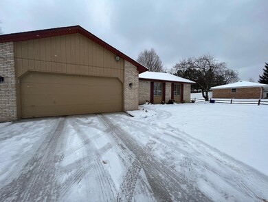 18891 Apache Dr, South Bend, IN 46637 - photo 2