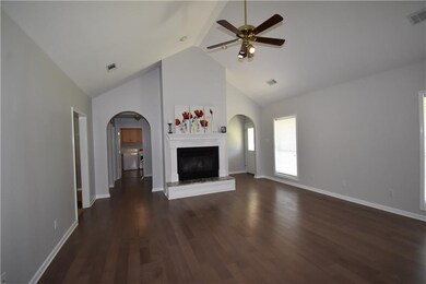 336 Twin Oaks Rd E, Pineville, LA 71360 - photo 4