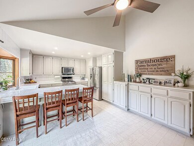 3194 Granville Ave, Simi Valley, CA 93063 - photo 7