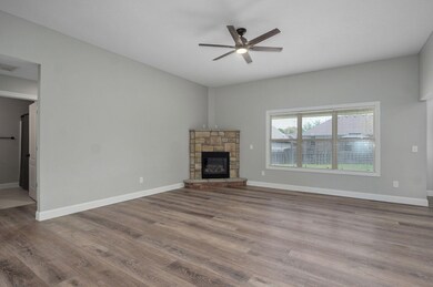 5596 S Pinehurst Ave-6