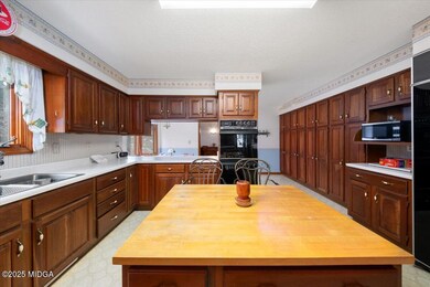 24 Sapphire Ct, Forsyth, GA 31029 - photo 6