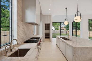 759 Strawberry Hill Dr, Glencoe, IL 60022 - photo 4