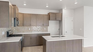 21773 SE Stromboli Ln, Bend, OR 97702 - photo 7