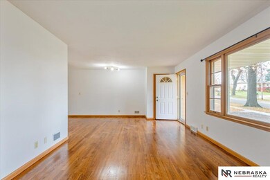 820 Northborough Ln, Lincoln, NE 68505 - photo 4