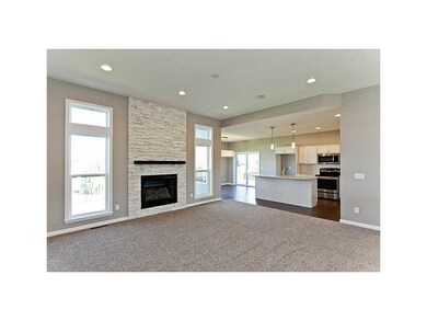 Family Room-L1.