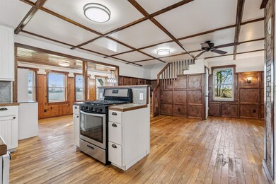 2831 52nd St, Vinton, IA 52349 - photo 6