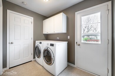 1065 Woodland Hills Rd unit 2, Batavia, IL 60510 - photo 7