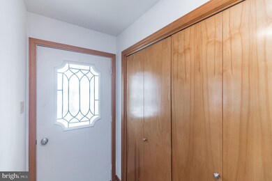 2022 Virts Ln, Jefferson, MD 21755 - photo 3