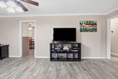 3904 Lakewood Dr, Fort Worth, TX 76135 - photo 7