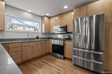 1916 Squirrel Valley Dr, Bloomfield Hills, MI 48304 - photo 4