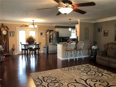 111 Hillcrest Ct, Walhalla, SC 29691 - photo 2