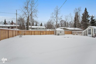 Backyard 7070-SMALL