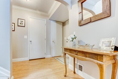 005_Foyer
